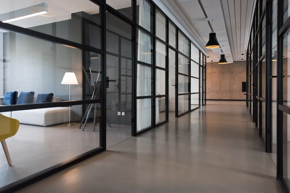 Executive office furnished by OFFISDESIGN